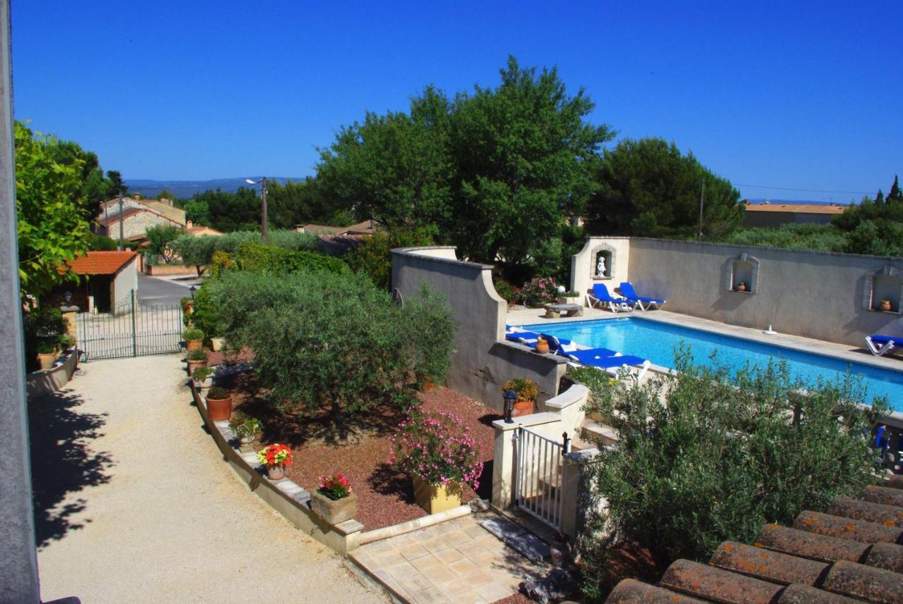 Le Mas De L'Amandier Bed & Breakfast Saint-Saturnin-les-Avignon Phòng bức ảnh